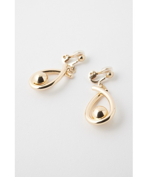 MOUSSY(マウジー)の「TEARDROP CLIP イヤリング(イヤリング・レディース・ゴールド/シルバー・FREE)」の4枚目の写真