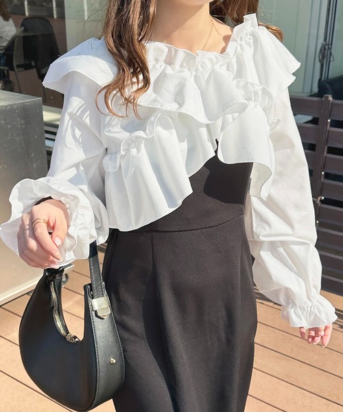 apres jour(アプレジュール)の「フリルクロスブラウス【ZOZOTOWN限定アイテム】(シャツ/ブラウス・レディース・オフホワイト/レッド系その他/アイボリー/ブラック系その他・フリー/X-LARGE)」の9枚目の写真