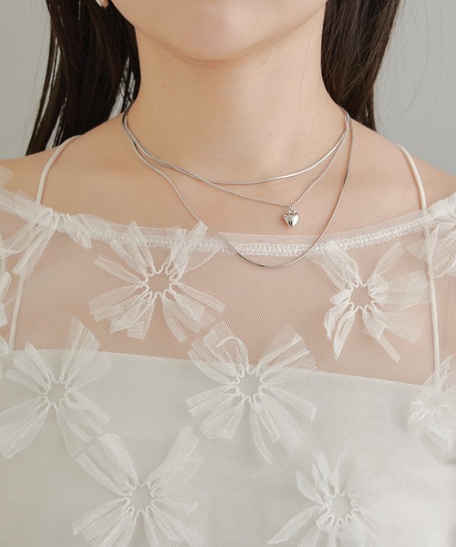 Chico（チコ）の「フラワーシアートップス（Tシャツ/カットソー・レディース・ホワイト/ライム/ブルー/ブラック・FREE）」の5枚目の写真