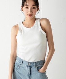 【カップ付き】肩周りを引き締め、美しく魅せるアメスリニットタンクトップ
