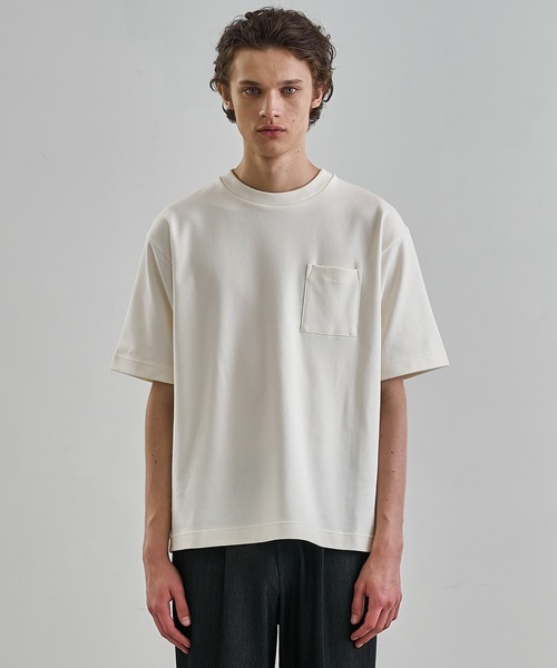アクネストゥディオズ　無地　ルーズ ポケットTシャツ 気になる「無地Tシャツ」を片っ端から徹底比較。『無地T MANIACS