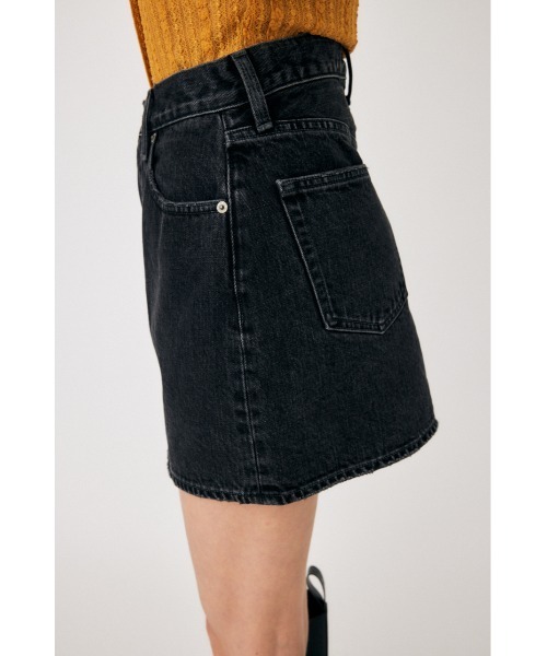 MOUSSY(マウジー)の「DENIM ミニスカート(スカート・レディース・ワンウォッシュ/ブラック・0/1/2)」の5枚目の写真