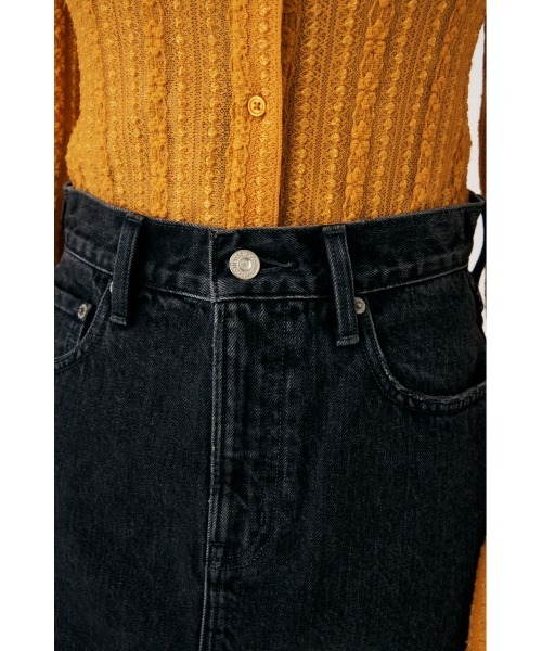 MOUSSY(マウジー)の「DENIM ミニスカート(スカート・レディース・ワンウォッシュ/ブラック・0/1/2)」の7枚目の写真