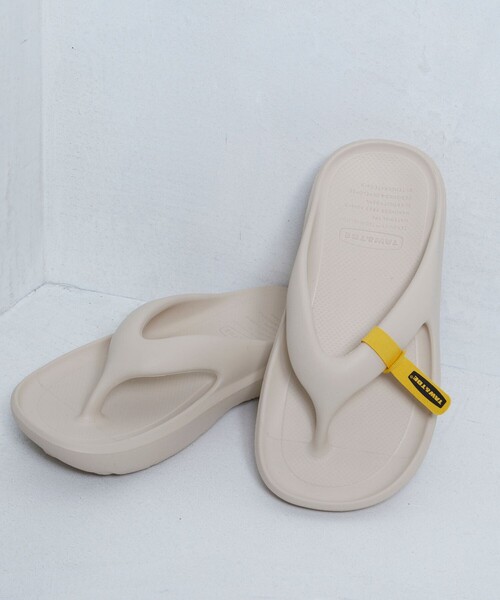 TAW&TOE（トーアンドトー）の「TAW&TOE/トーアンドトー ZEROVITY Flip Flop Bounce / リカバリーサンダル（サンダル・レディース・ベージュ/ブラック・25.0cm/24.0cm/23.0cm）」の2枚目の写真