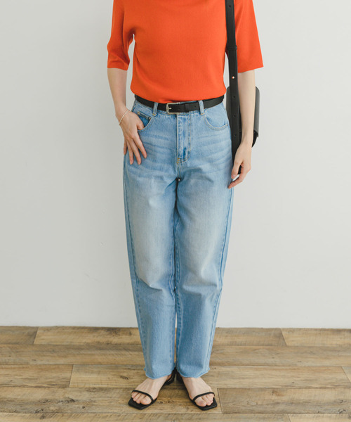 ITEMS URBANRESEARCH（アイテムズ アーバンリサーチ）の「ストレートデニム（デニムパンツ・レディース・ライトブルー/インディゴブルー・SMALL/MEDIUM）」の11枚目の写真