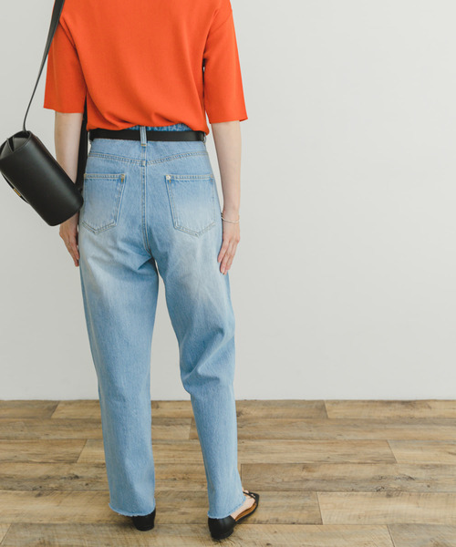 ITEMS URBANRESEARCH（アイテムズ アーバンリサーチ）の「ストレートデニム（デニムパンツ・レディース・ライトブルー/インディゴブルー・SMALL/MEDIUM）」の12枚目の写真