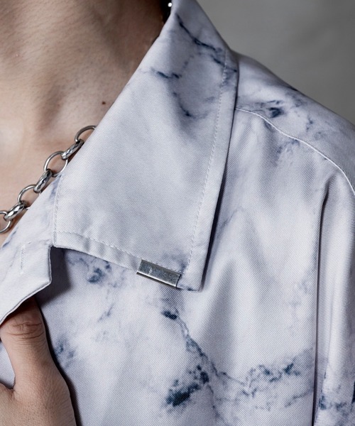 INTER FACTORY(インターファクトリー)の「しの - Marble Open Collar Shirt / マーブル柄オープンカラーシャツ made in INTER FACTORY(シャツ/ブラウス・メンズ・ブラック/ホワイト/チャコールグレー・SMALL/MEDIUM/LARGE)」の19枚目の写真