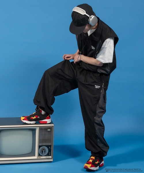 Reebok /Perushu別注ナイロンベスト/パンツ セットアップ セール】Reebok／Perushu別注 配色切り替えナイロンリングジップパンツ