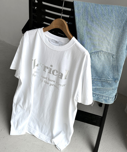 JOURNAL STANDARD relume(ジャーナルスタンダード レリューム)の「《再入荷!》1枚でおしゃれ感が漂う。箔プリントハーフスリーブロゴTEE(Tシャツ/カットソー・レディース・ホワイト/ホワイト×ホワイト/ホワイト系その他・FREE)」の10枚目の写真