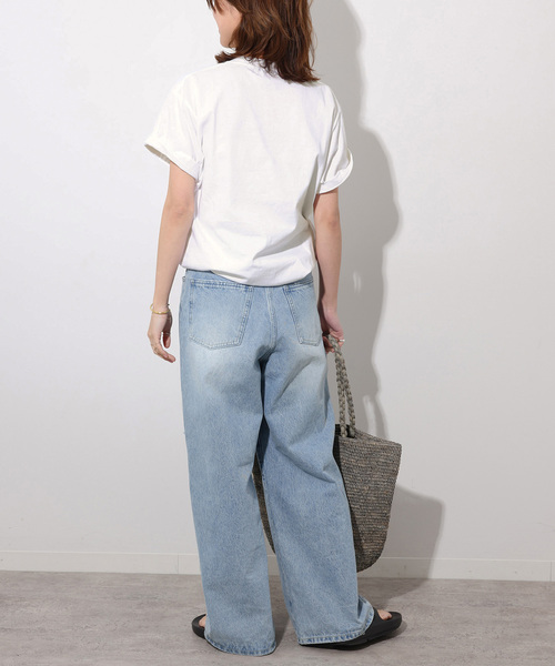 JOURNAL STANDARD relume(ジャーナルスタンダード レリューム)の「《再入荷!》1枚でおしゃれ感が漂う。箔プリントハーフスリーブロゴTEE(Tシャツ/カットソー・レディース・ホワイト/ホワイト×ホワイト/ホワイト系その他・FREE)」の6枚目の写真