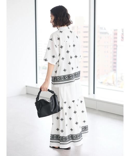 CRAFT STANDARD BOUTIQUE(クラフトスタンダードブティック)の「パネル刺繍開襟シャツ(シャツ/ブラウス・レディース・ブラック/オフホワイト・FREE)」の15枚目の写真