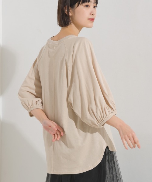 OMNES(オムネス)の「汗じみ防止UV 袖ボリューム半袖プルオーバーTシャツ(Tシャツ/カットソー・レディース・ホワイト/ベージュ/ブラック/サックスブルー・FREE)」の3枚目の写真