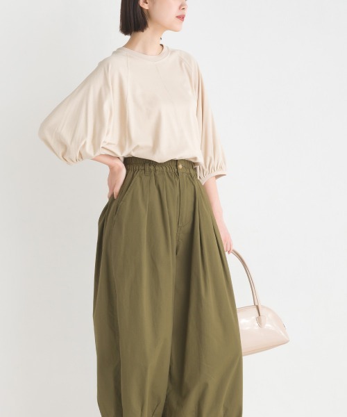 OMNES(オムネス)の「汗じみ防止UV 袖ボリューム半袖プルオーバーTシャツ(Tシャツ/カットソー・レディース・ホワイト/ベージュ/ブラック/サックスブルー・FREE)」の7枚目の写真