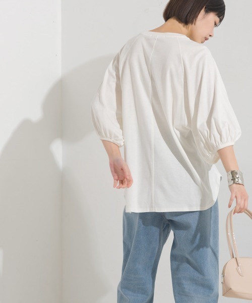 OMNES(オムネス)の「汗じみ防止UV 袖ボリューム半袖プルオーバーTシャツ(Tシャツ/カットソー・レディース・ホワイト/ベージュ/ブラック/サックスブルー・FREE)」の15枚目の写真