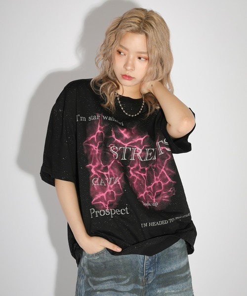MSG(エムエスジー)の「ルーズシルエットマルチグラフィックヴィンテージ加工/ピグメント/ラメ半袖Tシャツ Y2K(Tシャツ/カットソー・メンズ・ブラック系1/ブラック系2/ブラック系3/ブラック系4・L/M/XL)」の6枚目の写真