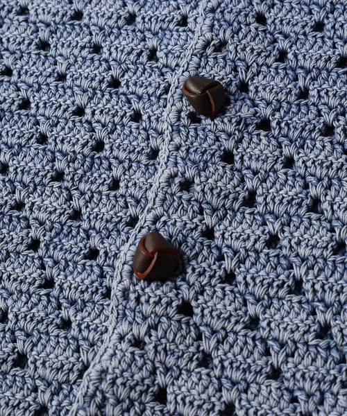 amok（アモク）の「PIGMENT HAND-KNITING CARDIGAN（カーディガン/ボレロ・メンズ・ブラック/ブルー・S/M）」の5枚目の写真