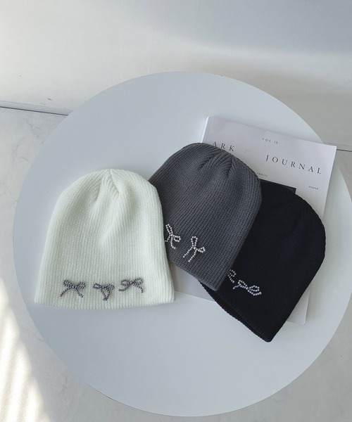 AS KNOW AS plus（アズノゥアズプラス）の「☆リボンモチーフニット帽（ニットキャップ/ビーニー・レディース・ブラック系/アイボリー/ホワイト系/ブラック/グレー/グレー系・FREE）」の17枚目の写真