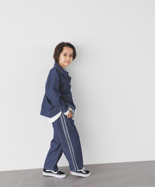 BAYFLOW（ベイフロー）の「[トレンドのゆったりシルエット♪] ビッグＧジャン(KIDS)（デニムジャケット・キッズ・ブラック/ブルー・140cm/150cm/110cm/120cm/130cm）」の22枚目の写真