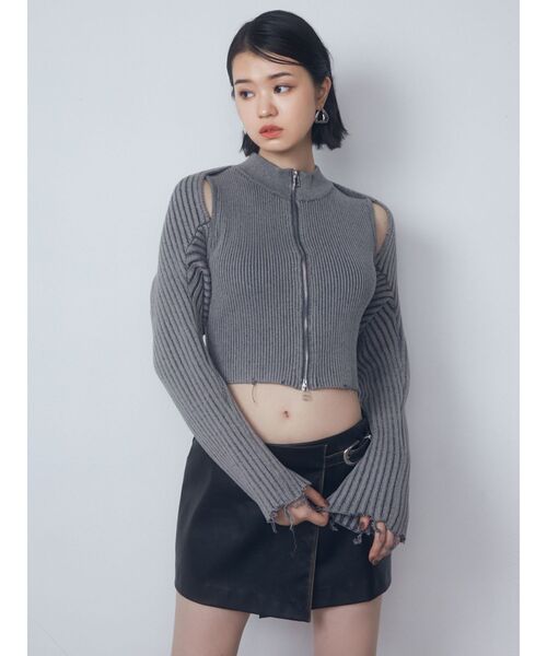 EMODA（エモダ）の「フェイクレザーラップショートパンツ（その他パンツ・レディース・ブラック/ブラウン・SMALL/MEDIUM）」の5枚目の写真