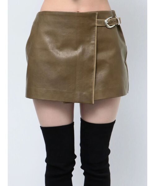 フェイクレザーラップショートパンツ（その他パンツ）｜EMODA（エモダ）