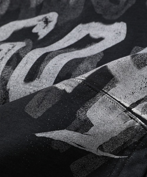 RRR-123（リヴィントンロイレビス）の「APOCRYPHAL HOODIE BLACK