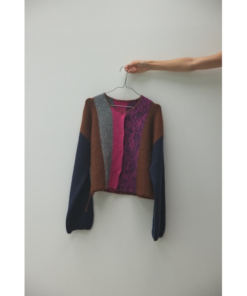 BLACK BY MOUSSY（ブラックバイマウジー）の「stripe knit cardigan(ストライプニットカーディガン)（カーディガン/ボレロ・レディース・ライトグリーン/ピンク・FREE）」の3枚目の写真