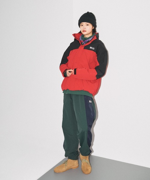 Eddie Bauer（エディーバウアー）の「EBTEK ナイロンジョガー（その他パンツ・メンズ・ダークオリーブ/ダークパープル・S/M/L/XL）」の2枚目の写真