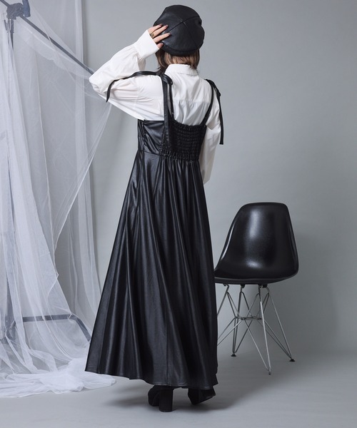 Mavie..7（メヴィセットゥ）の「【Mavie..7】フレアロングキャミワンピース（ワンピース・レディース・ブラック系/ブラック・FREE）」の21枚目の写真