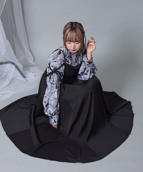 Mavie..7（メヴィセットゥ）の「【Mavie..7】フレアロングキャミワンピース（ワンピース・レディース・ブラック系/ブラック・FREE）」の14枚目の写真
