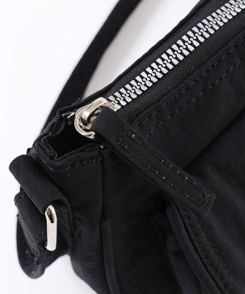 WC（ダブル シー）の「コンパクトポケットバッグ（ショルダーバッグ・レディース・ブラック/レッド・FREE）」の15枚目の写真