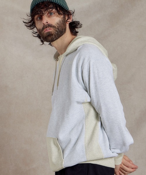 The DUFFER of ST.GEORGE(ザダファーオブセントジョージ)の「SETUP SWITCHIG PARKA:セットアップ 切替デザイン スウェットパーカー(パーカー・メンズ・ブラック/ライトグレー・MEDIUM/SMALL/X-LARGE/LARGE)」の13枚目の写真