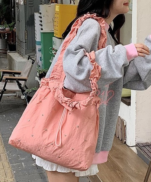 gossip!ロサンゼルス(ゴシップロサンゼルス)の「ラインストーン付き ドローコード 巾着バッグ(ショルダーバッグ・レディース・イエロー/ピンク/ブラック・FREE)」の6枚目の写真