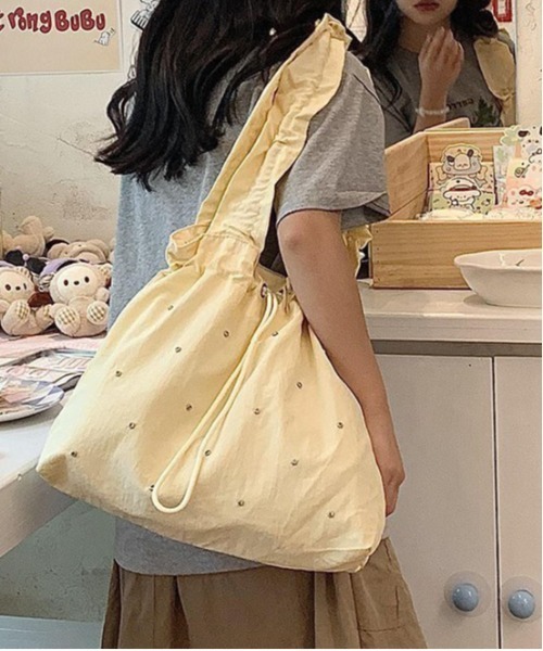 gossip!ロサンゼルス(ゴシップロサンゼルス)の「ラインストーン付き ドローコード 巾着バッグ(ショルダーバッグ・レディース・イエロー/ピンク/ブラック・FREE)」の10枚目の写真