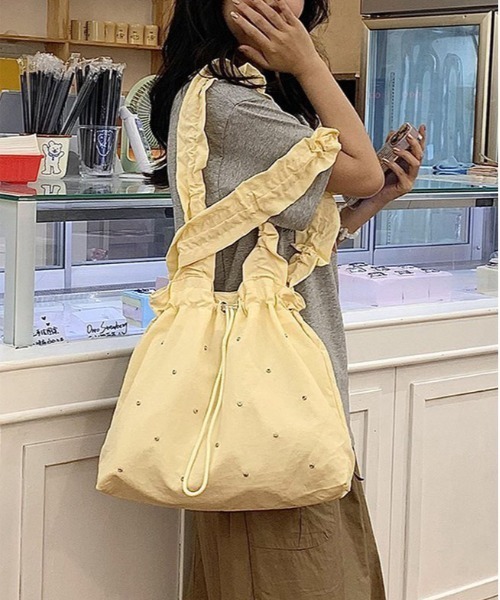 gossip!ロサンゼルス(ゴシップロサンゼルス)の「ラインストーン付き ドローコード 巾着バッグ(ショルダーバッグ・レディース・イエロー/ピンク/ブラック・FREE)」の13枚目の写真