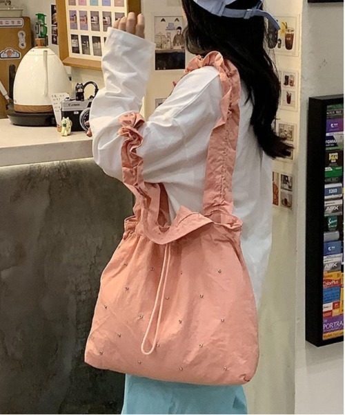 gossip!ロサンゼルス(ゴシップロサンゼルス)の「ラインストーン付き ドローコード 巾着バッグ(ショルダーバッグ・レディース・イエロー/ピンク/ブラック・FREE)」の14枚目の写真
