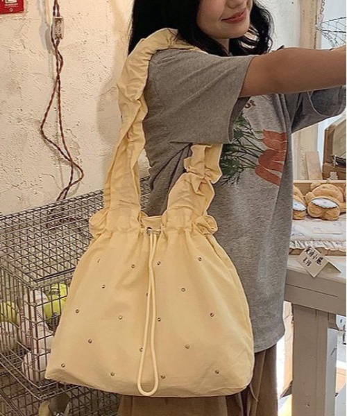gossip!ロサンゼルス(ゴシップロサンゼルス)の「ラインストーン付き ドローコード 巾着バッグ(ショルダーバッグ・レディース・イエロー/ピンク/ブラック・FREE)」の21枚目の写真