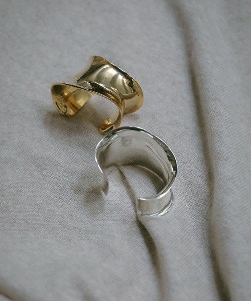 ETRE TOKYO ストリームラインワイドカフ ゴールド 大人気 バングル