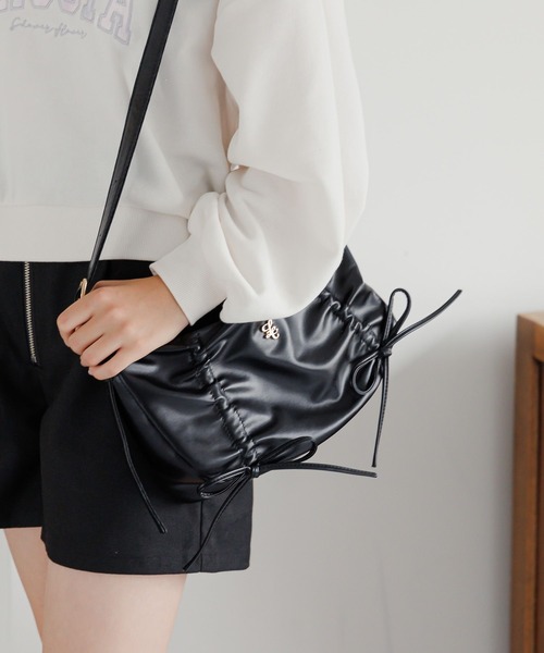 GLOBAL WORK（グローバルワーク）の「PUリボンショルダー/248357（ショルダーバッグ・キッズ・ブラック/アイボリー・FREE）」の10枚目の写真