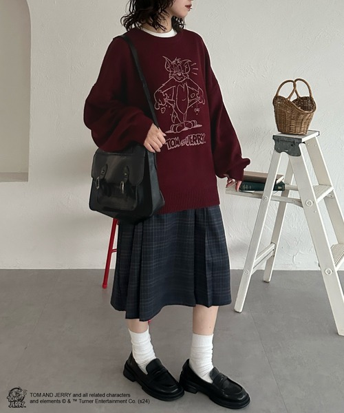 kutir（クティール）の「【トムとジェリー/Tom and Jerry】フロントデザインニット（ニット/セーター・レディース・ボルドー/アイボリー/ブラウン/ネイビー・FREE）」の19枚目の写真
