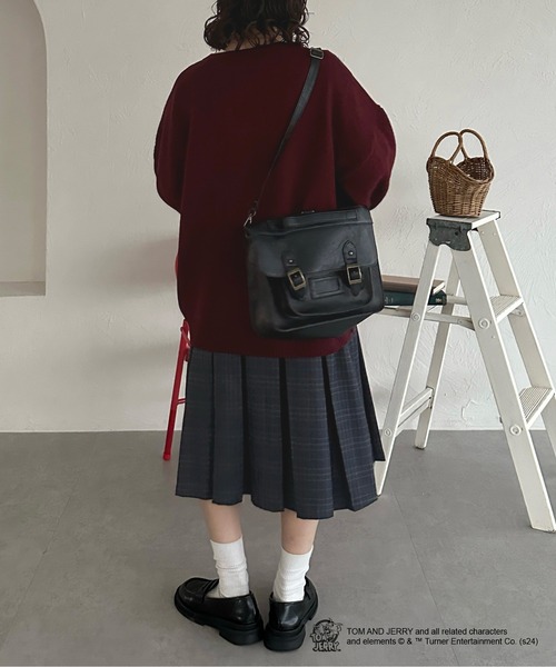 kutir（クティール）の「【トムとジェリー/Tom and Jerry】フロントデザインニット（ニット/セーター・レディース・ボルドー/アイボリー/ブラウン/ネイビー・FREE）」の20枚目の写真