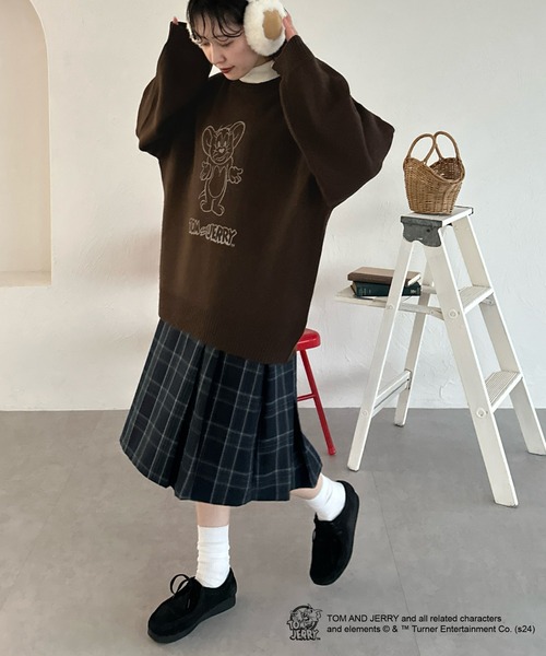 kutir（クティール）の「【トムとジェリー/Tom and Jerry】フロントデザインニット（ニット/セーター・レディース・ボルドー/アイボリー/ブラウン/ネイビー・FREE）」の12枚目の写真