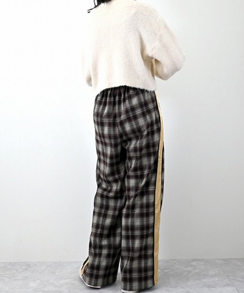 STYLEBLOCK（スタイルブロック）の「オンブレーチェック起毛サイドラインパンツ（その他パンツ・レディース・ブラック/ブラウン/ダークブラウン・M）」の7枚目の写真