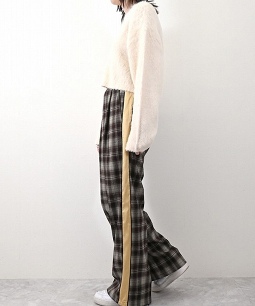STYLEBLOCK（スタイルブロック）の「オンブレーチェック起毛サイドラインパンツ（その他パンツ・レディース・ブラック/ブラウン/ダークブラウン・M）」の8枚目の写真