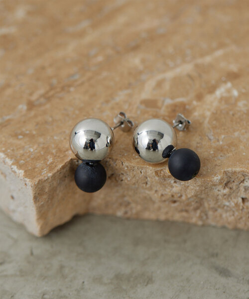 GALLARDAGALANTE（ガリャルダガランテ）の「バイカラーボールピアス（ピアス（両耳用）・レディース・シルバー・FREE）」の2枚目の写真