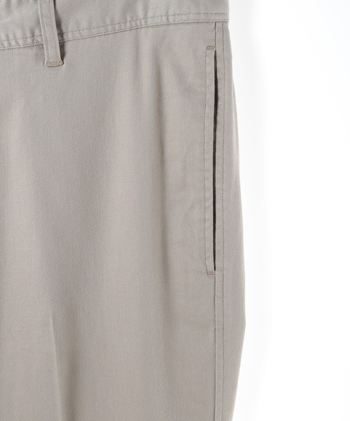 MEN'S BIGI（メンズビギ）の「ストレッチツイルテーパードパンツ（その他パンツ・メンズ・グリーン/ベージュ/ホワイト/ブラック・04/03/02/01）」の11枚目の写真