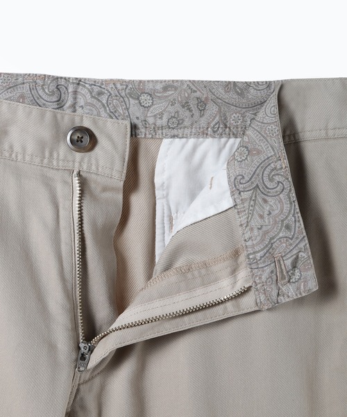 MEN'S BIGI（メンズビギ）の「ストレッチツイルテーパードパンツ（その他パンツ・メンズ・グリーン/ベージュ/ホワイト/ブラック・04/03/02/01）」の10枚目の写真