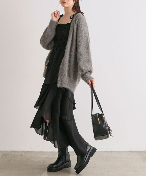 OLIVE des OLIVE(オリーブデオリーブ)の「肩リボンフリルワンピース(ワンピース・レディース・アイボリー/ブラック/オフホワイト・FREE)」の22枚目の写真