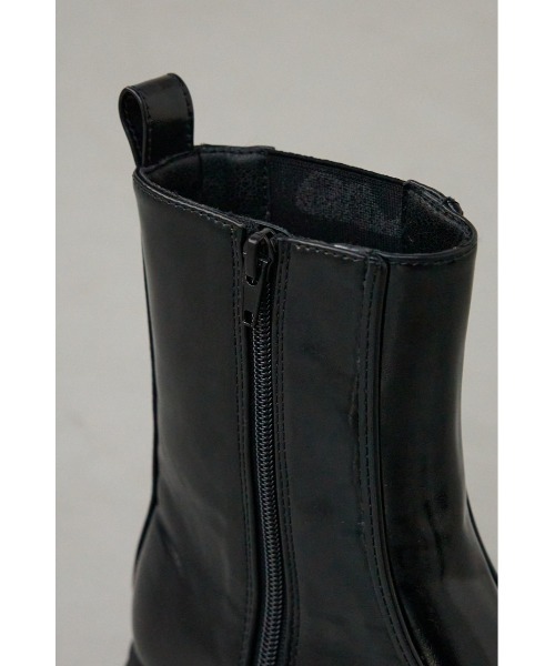 AZUL by moussy(アズールバイマウジー)の「ローファーデザインサイドゴアブーツ(ブーツ・レディース・ブラック・SMALL/MEDIUM/LARGE)」の7枚目の写真