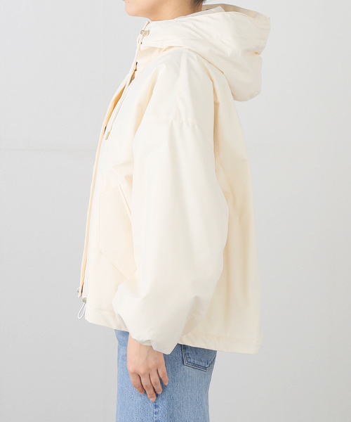 IENA(イエナ)の「MACKINTOSH/マッキントッシュ RAINTECSKYEPARKA THINDOWN SH L242HI1047EXDB(ナイロンジャケット・レディース・ブラック/アイボリー・4/6)」の5枚目の写真