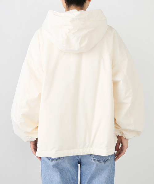 IENA(イエナ)の「MACKINTOSH/マッキントッシュ RAINTECSKYEPARKA THINDOWN SH L242HI1047EXDB(ナイロンジャケット・レディース・ブラック/アイボリー・4/6)」の6枚目の写真